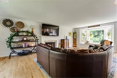 455 Fair Oaks Dr, Eugene, OR 97401 - Photo 11