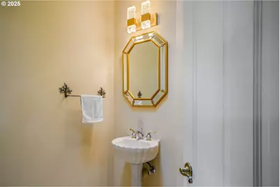 12033 S Shadow Hills Ct, Turner, OR 97392 - Photo 19