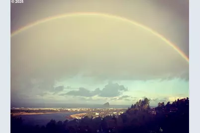 7835 Brooten Mountain Loop, Pacific City, OR 97135 - Photo 3