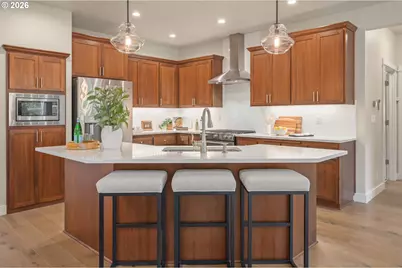 2301 Oakway Ter, Eugene, OR 97401 - Photo 9