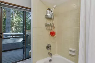 2592 Hillcrest Ct, West Linn, OR 97068 - Photo 33