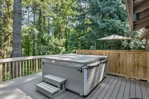 2592 Hillcrest Ct, West Linn, OR 97068 - Photo 9