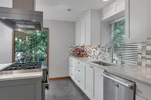 2592 Hillcrest Ct, West Linn, OR 97068 - Photo 19