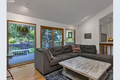 2592 Hillcrest Ct, West Linn, OR 97068 - Photo 15