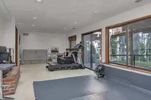 2592 Hillcrest Ct, West Linn, OR 97068 - Photo 39