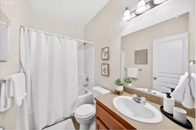 1364 S Fawn Ct, Cornelius, OR 97113 - Photo 17