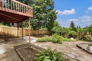 4115 SW 17th Ct, Gresham, OR 97080 - Photo 29
