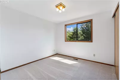4115 SW 17th Ct, Gresham, OR 97080 - Photo 13