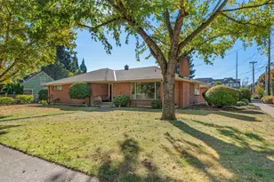 912 E Main St, Hillsboro, OR 97123 - Photo 37