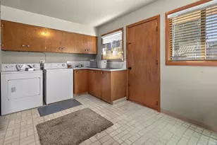 912 E Main St, Hillsboro, OR 97123 - Photo 11