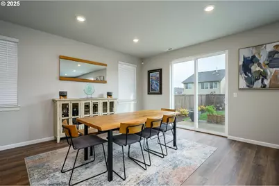 2690 NW Meadows Dr, McMinnville, OR 97128 - Photo 17