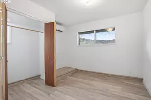 4295 Ferry St, Eugene, OR 97405 - Photo 31