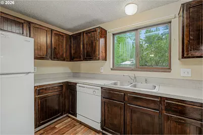 7750 SW Raintree Dr, Beaverton, OR 97008 - Photo 11