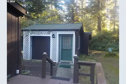 4640 Mitchell Loop Rd, Florence, OR 97439 - Photo 3