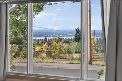 1311 E 32nd Ave, Vancouver, WA 98661 - Photo 9