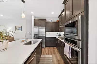 262 W 17th St, Lafayette, OR 97127 - Photo 15