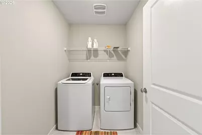 262 W 17th St, Lafayette, OR 97127 - Photo 33