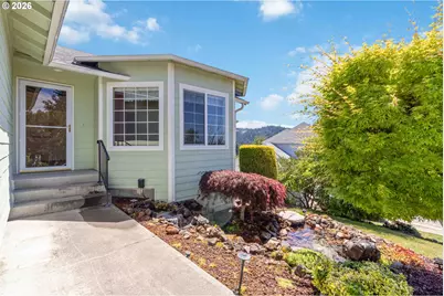912 Edinburgh Ct, Kelso, WA 98626 - Photo 5