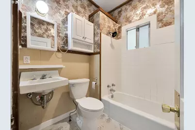 36290 7th St, Nehalem, OR 97131 - Photo 19