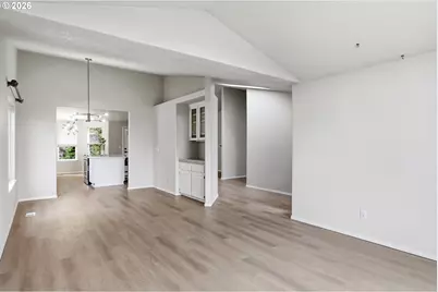 2702 NE 94th St, Vancouver, WA 98665 - Photo 9