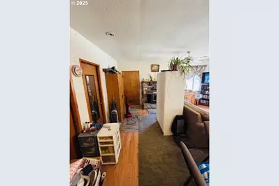 52205 Lechner Ln, La Pine, OR 97739 - Photo 9