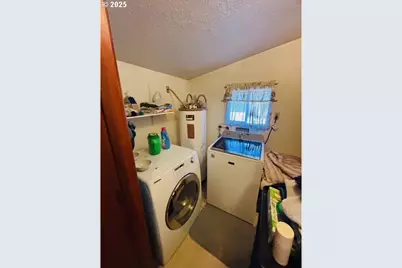 52205 Lechner Ln, La Pine, OR 97739 - Photo 7