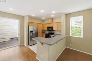 1637 Hamlet Ln, Eugene, OR 97402 - Photo 13