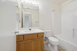 1637 Hamlet Ln, Eugene, OR 97402 - Photo 33