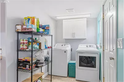 705 Cowlitz Way, Kelso, WA 98626 - Photo 13