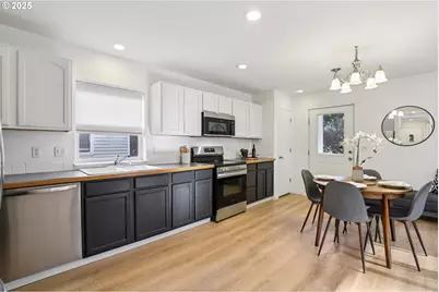 8345 N Bliss St, Portland, OR 97203 - Photo 11