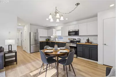 8345 N Bliss St, Portland, OR 97203 - Photo 9