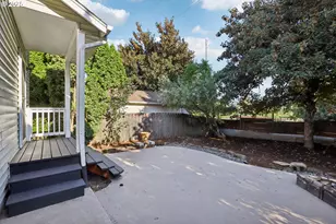 8345 N Bliss St, Portland, OR 97203 - Photo 25