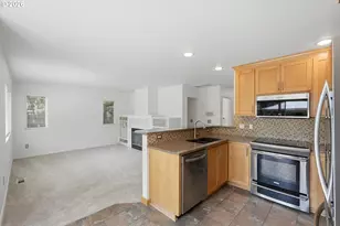 15381 NW Andalusian Way, Portland, OR 97229 - Photo 9