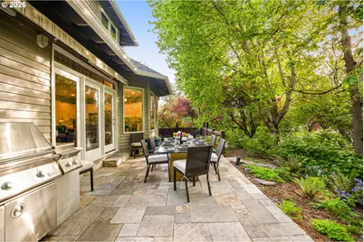 13447 Streamside Ct, Lake Oswego, OR 97035 - Photo 23