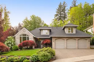 13447 Streamside Ct, Lake Oswego, OR 97035 - Photo 3