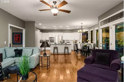 13447 Streamside Ct, Lake Oswego, OR 97035 - Photo 17