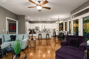 13447 Streamside Ct, Lake Oswego, OR 97035 - Photo 17