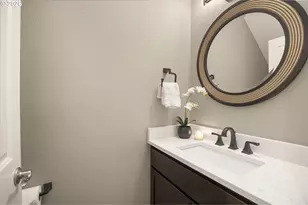 13447 Streamside Ct, Lake Oswego, OR 97035 - Photo 37