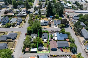 307 W 2nd St, Newberg, OR 97132 - Photo 37