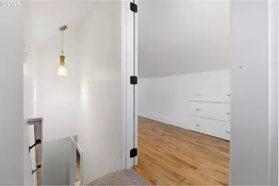 307 W 2nd St, Newberg, OR 97132 - Photo 23