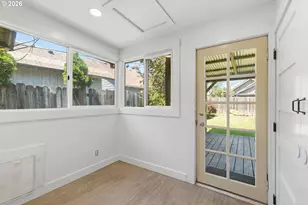 307 W 2nd St, Newberg, OR 97132 - Photo 19