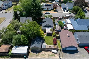 307 W 2nd St, Newberg, OR 97132 - Photo 35