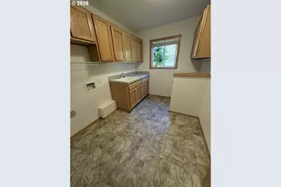16610 SE Harold Ave, Milwaukie, OR 97267 - Photo 13