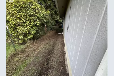 2421 32nd Ave, Longview, WA 98632 - Photo 27