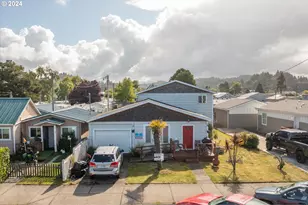 160 N 8th St, Lakeside, OR 97449 - Photo 13