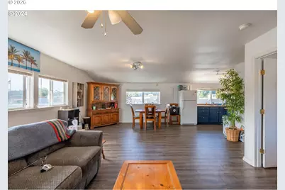 160 N 8th St, Lakeside, OR 97449 - Photo 9