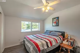 160 N 8th St, Lakeside, OR 97449 - Photo 15