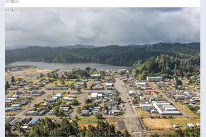 160 N 8th St, Lakeside, OR 97449 - Photo 33