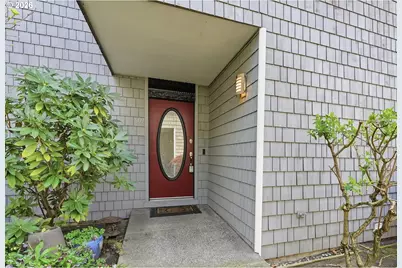 609 N Tomahawk Island Dr, Portland, OR 97217 - Photo 3