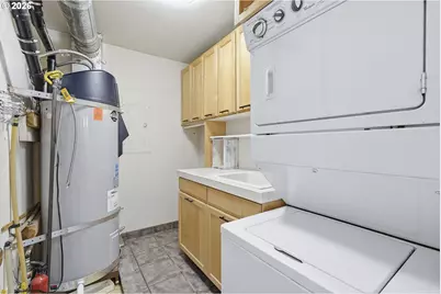 609 N Tomahawk Island Dr, Portland, OR 97217 - Photo 19